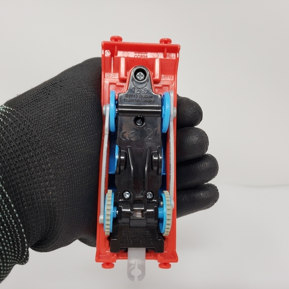 Thomas The Train & Friends Trackmaster Railway Motorized Speed and Sparks - Picture 6 of 17